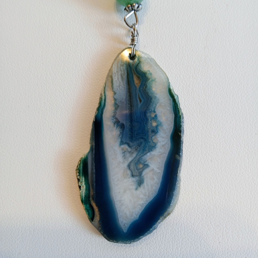 Beautiful 31" Agate Geode Slice Pendant SSilver Chain Spring Ring Vibrant Color - Picture 5 of 6